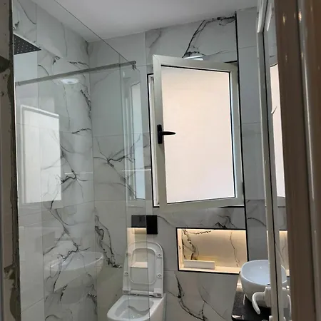 Adriano Riviera Appartement Golem (Tirana)